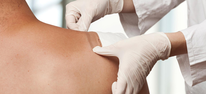 Soins des plaies et changement de pansements
